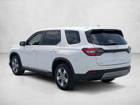 Used 2024 Honda Pilot EX-L image 7