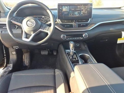 New 2025 Nissan Altima 2.5 SV w/ SV Special Edition Package image 10