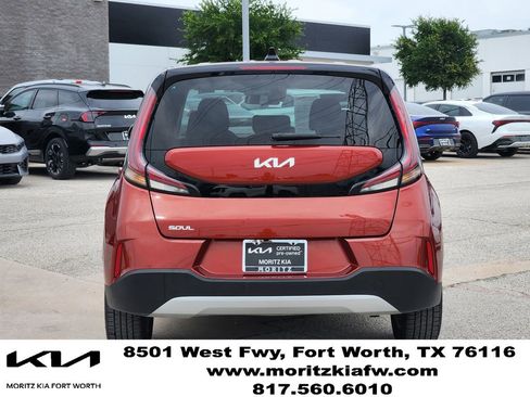 Certified 2023 Kia Soul LX w/ Option Group 015 FWD image 5