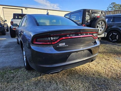 Used 2023 Dodge Charger SXT image 8