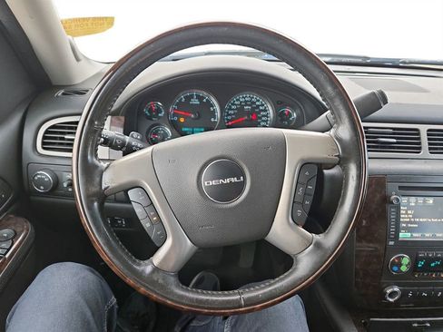 Used 2014 GMC Yukon Denali AWD/4WD image 14