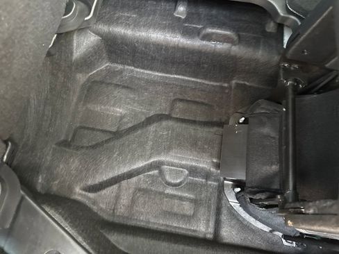 Used 2025 Chrysler Pacifica Limited FWD image 42