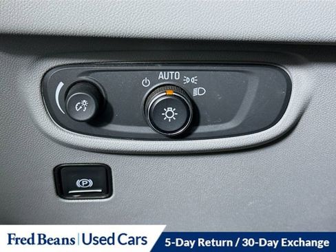 Used 2020 GMC Terrain SLE w/ Driver Convenience Package image 12