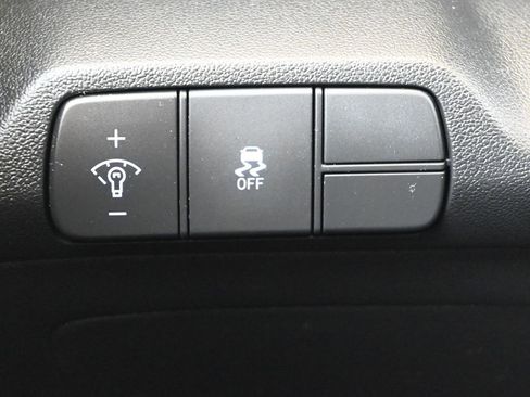 Certified 2025 Hyundai Elantra SEL w/ Cargo Package image 24