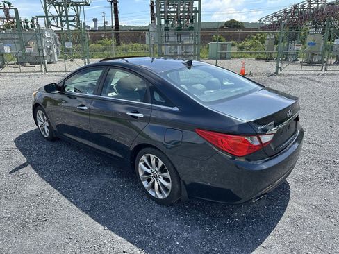 Used 2013 Hyundai Sonata SE w/ Navigation & Sunroof Pkg FWD image 6