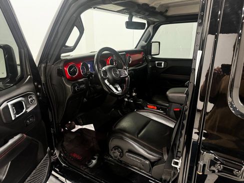 Used 2021 Jeep Wrangler Unlimited Rubicon w/ Uconnect 4C Nav & Sound Group image 16