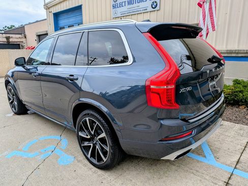 Used 2020 Volvo XC90 T6 Momentum w/ Protection Package Premier AWD/4WD image 4