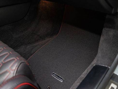 Used 2020 Jaguar F-TYPE SVR image 66