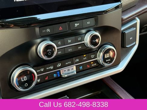 Used 2024 Ford Expedition Max Limited AWD/4WD image 28