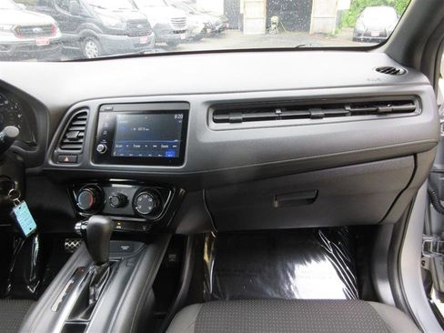 Used 2019 Honda HR-V Sport image 27