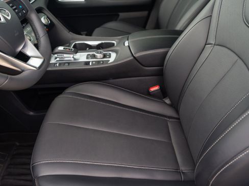 Certified 2026 INFINITI QX60 Luxe w/ Cargo Package image 8