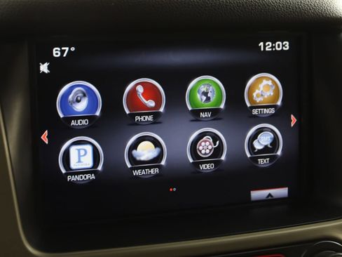 Used 2015 GMC Yukon Denali w/ Open Road Package AWD/4WD image 34