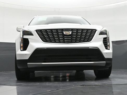 Used 2023 Cadillac XT4 Premium Luxury w/ Driver Assist Package FWD image 28