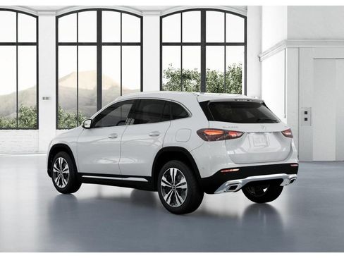 New 2026 Mercedes-Benz GLA 250 4MATIC image 29