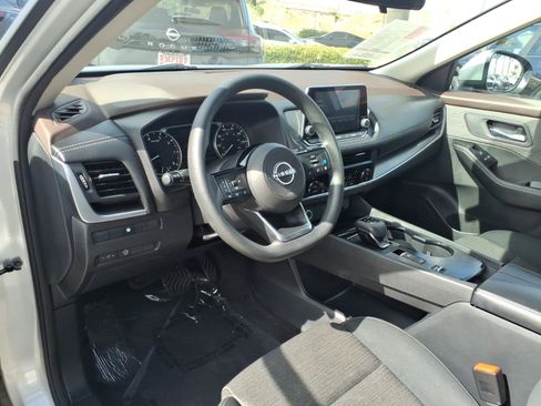 Certified 2023 Nissan Rogue SV image 14