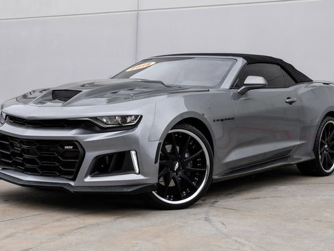 Used 2019 Chevrolet Camaro SS image 12