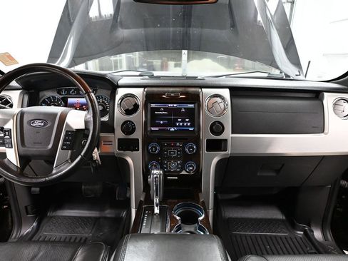 Used 2013 Ford F150 Platinum image 26