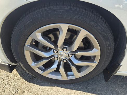 Used 2013 Nissan 370Z Roadster image 31