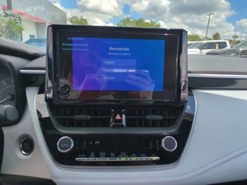 Certified 2025 Toyota Corolla SE FWD image 14