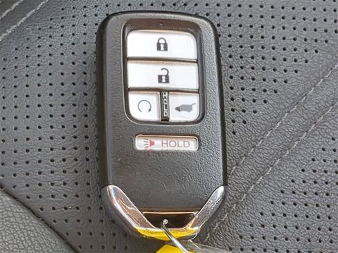 Used 2017 Honda CR-V EX-L image 27