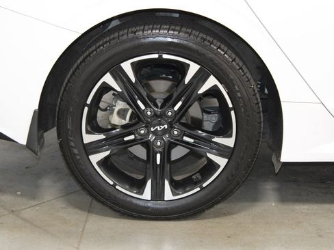 Used 2024 Kia K5 GT-Line w/ GT-Line Premium Package FWD image 13