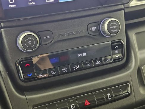 New 2026 RAM ProMaster 2500 w/ Quick Order Package 22G SLT FWD image 27