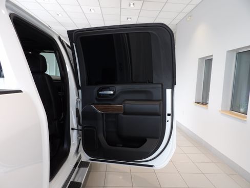 Used 2021 Chevrolet Silverado 3500 High Country AWD/4WD image 22