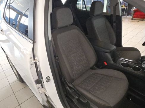 Used 2023 Chevrolet Equinox LT AWD/4WD image 24