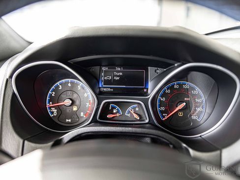 Used 2017 Ford Focus RS image 24