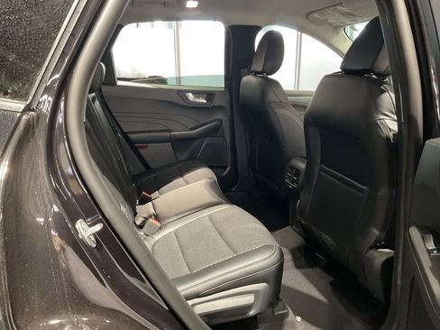 New 2026 Ford Escape SE image 18