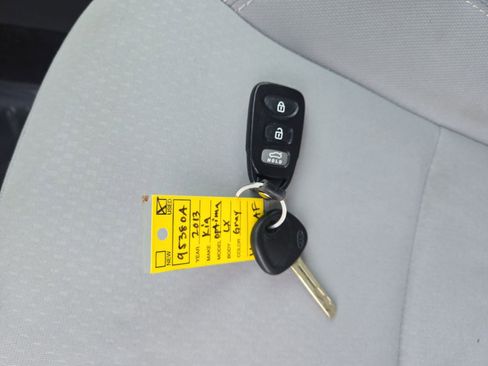 Used 2013 Kia Optima LX image 25