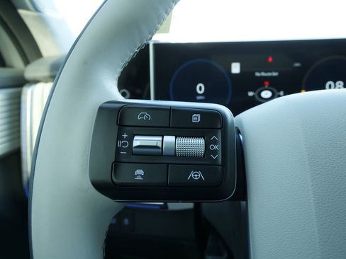 Used 2024 Hyundai Santa Fe Calligraphy image 24