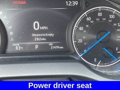 Used 2023 Toyota Venza XLE AWD/4WD image 16