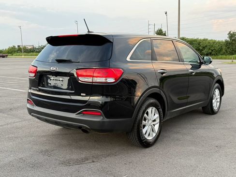 Used 2018 Kia Sorento L FWD image 5