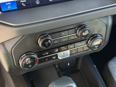 Used 2025 Ford Bronco Big Bend image 22