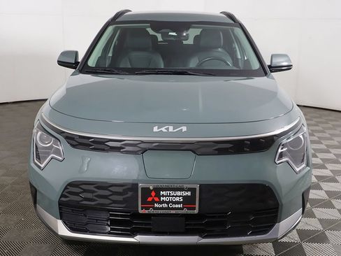 Used 2023 Kia Niro Wind w/ Wind Preserve Package FWD image 11