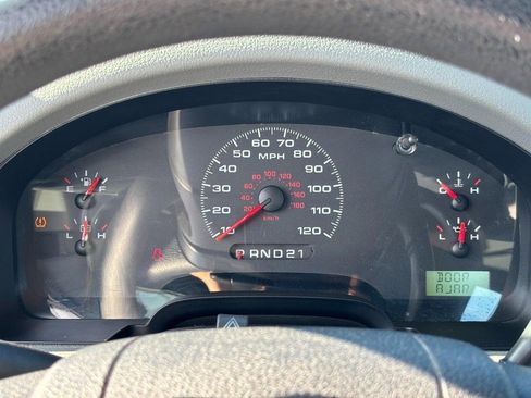 Used 2007 Ford F150 STX image 18