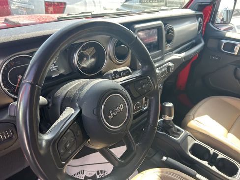 Used 2019 Jeep Wrangler Sport image 5