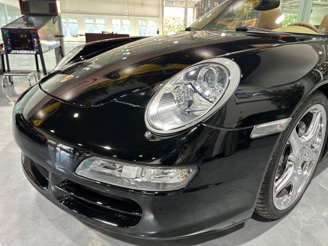 Used 2007 Porsche 911 Cabriolet image 17