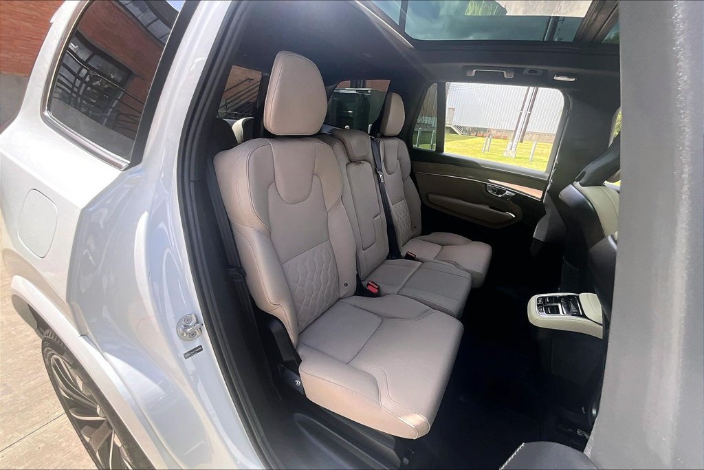 Used 2026 Volvo XC90 B6 Plus AWD/4WD image 37