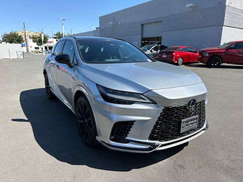 Used 2023 Lexus RX 500h F Sport AWD/4WD image 2