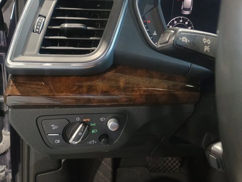 Used 2019 Audi Q5 2.0T Prestige image 18