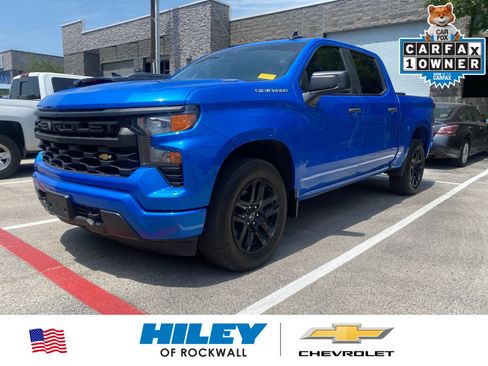 Used 2025 Chevrolet Silverado 1500 Custom RWD image 1