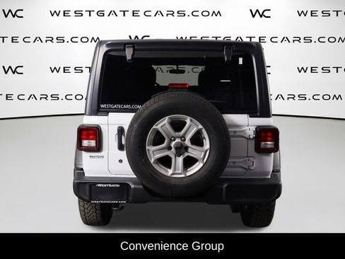 Used 2018 Jeep Wrangler Unlimited Sport S AWD/4WD image 4