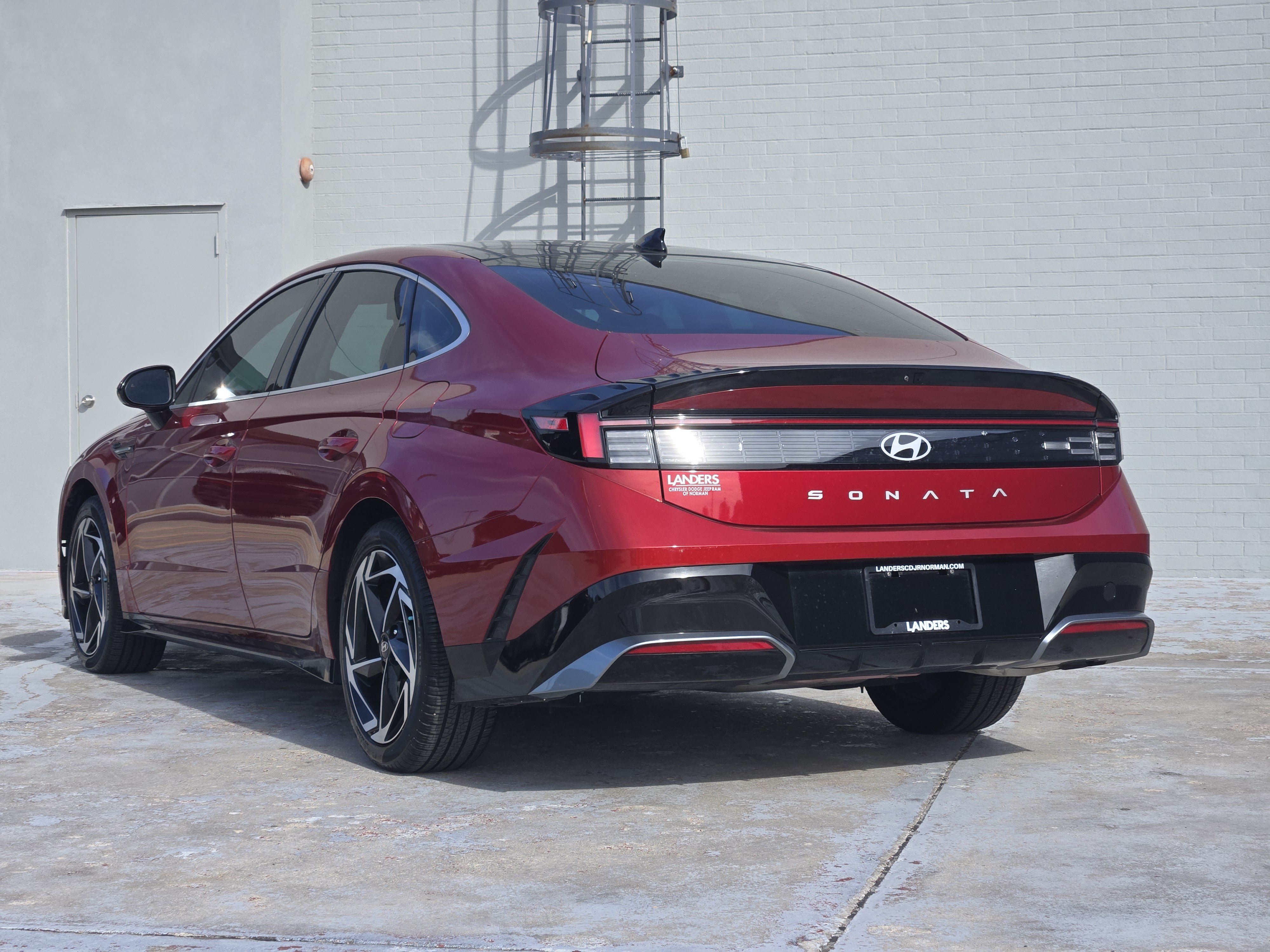 Used 2024 Hyundai Sonata SEL w/ Convenience Package FWD image 6