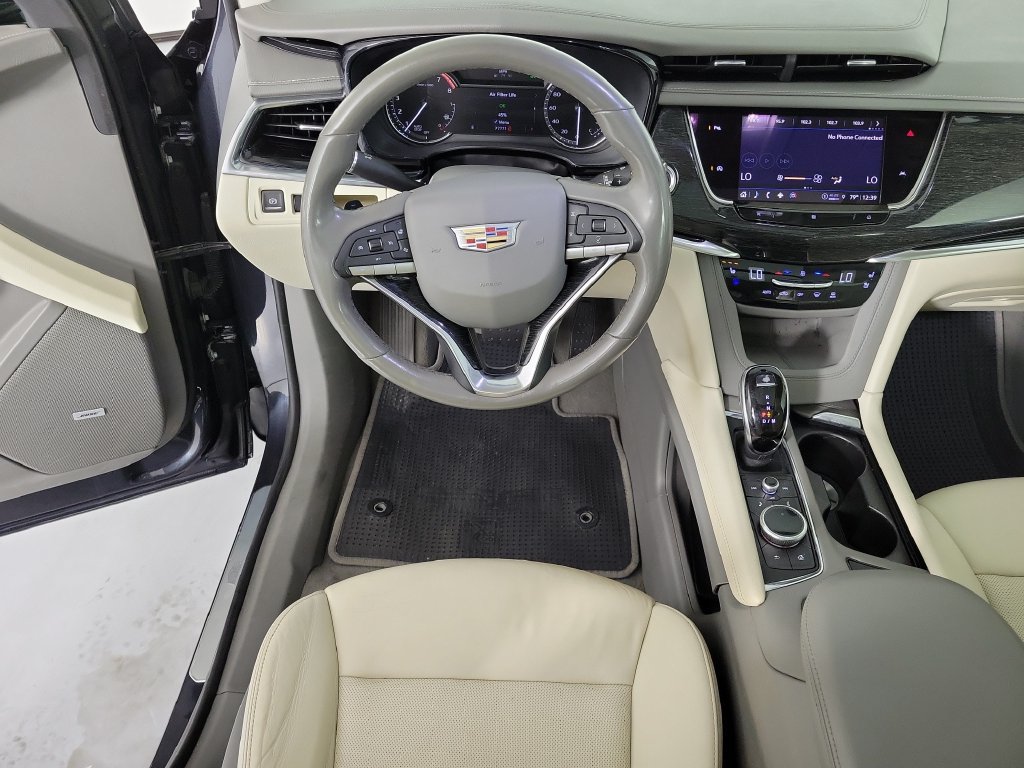 Used 2021 Cadillac XT6 Premium Luxury FWD image 18