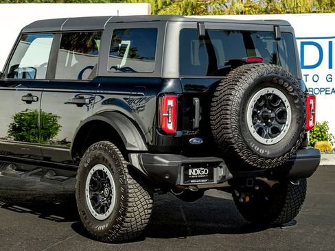 Used 2023 Ford Bronco Badlands AWD/4WD image 10