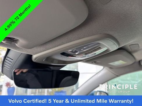 Certified 2025 Volvo XC40 B5 Core image 21