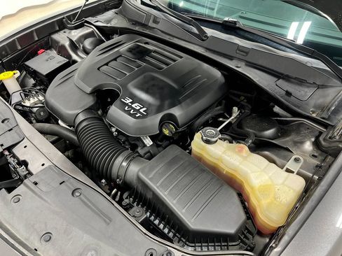 Used 2022 Dodge Charger SXT AWD/4WD image 29