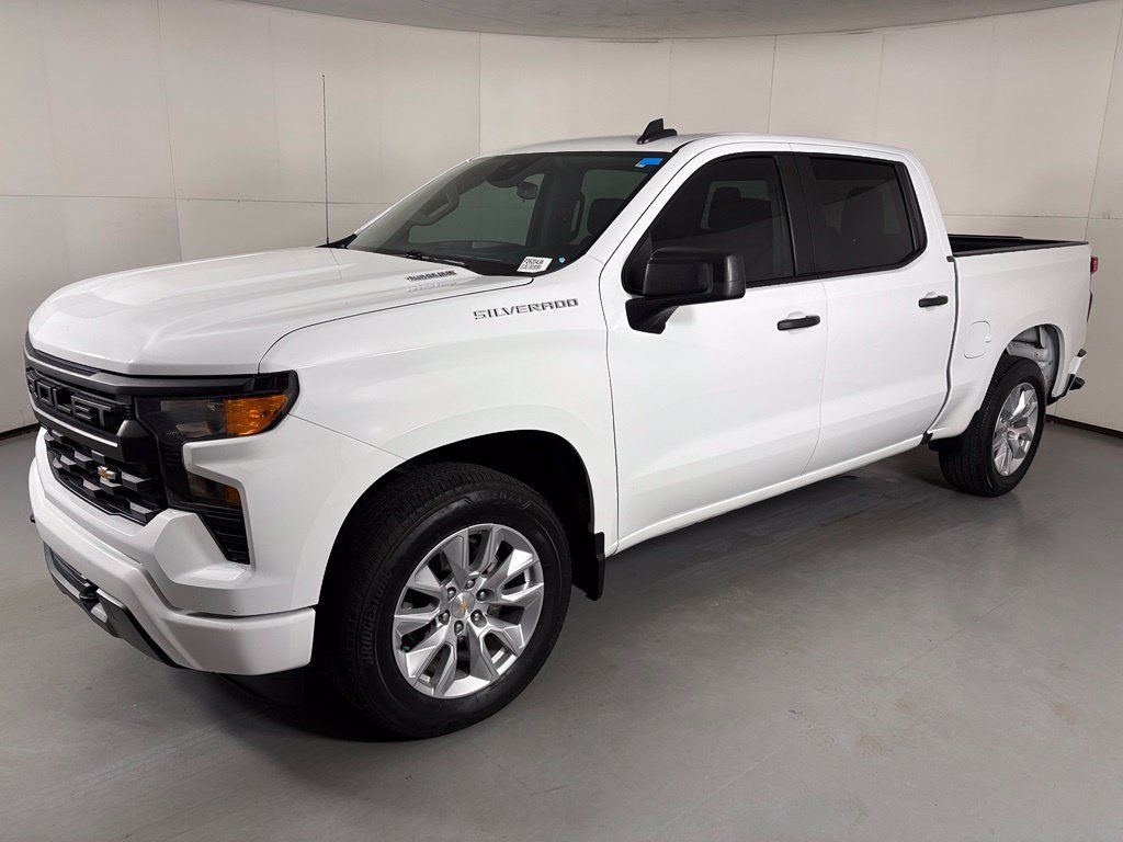 Certified 2024 Chevrolet Silverado 1500 Custom RWD image 5